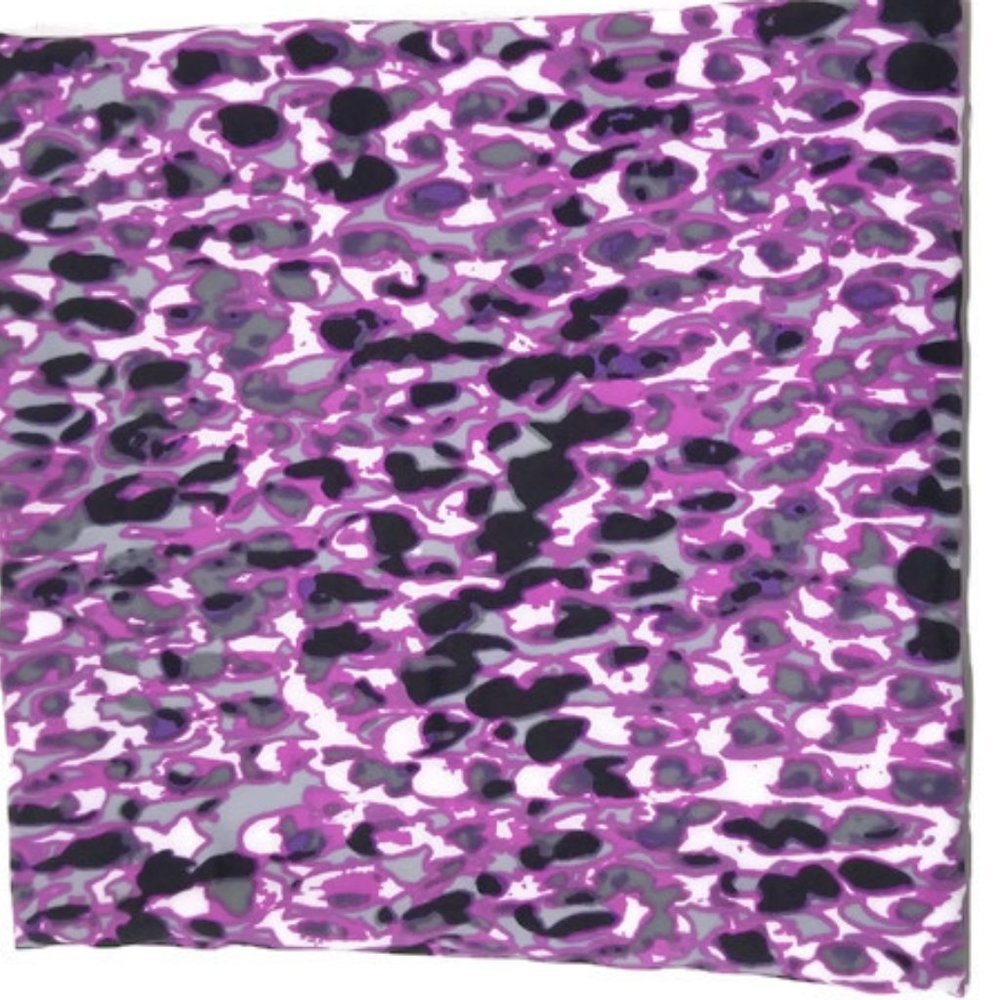Polyester Fabric Length 2 Yards, width 1.66 yards
